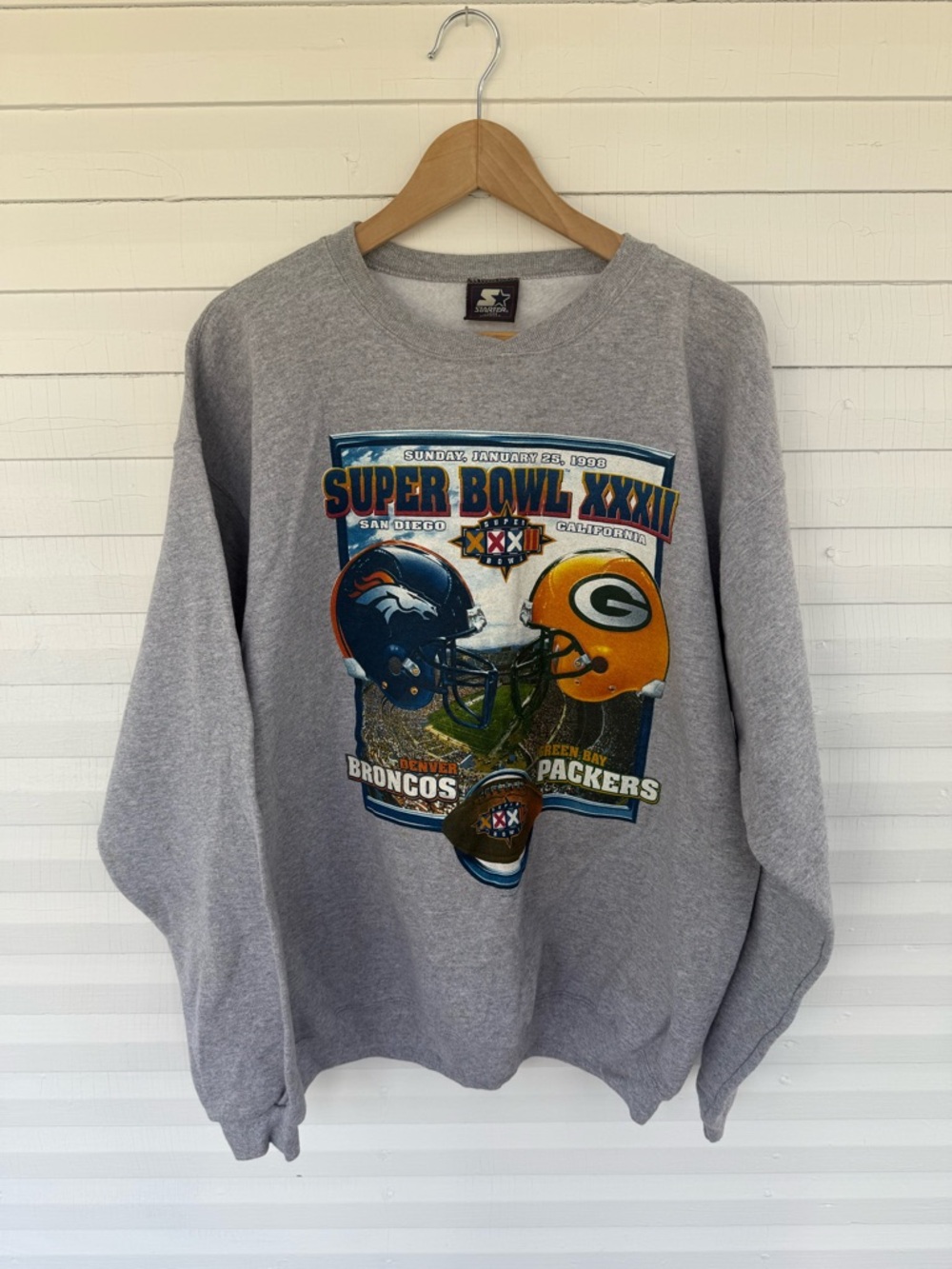 STARTER Gray Broncos vs. Packers Super Bowl Crewneck Sweatshirt